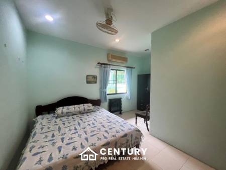 HUA NA VILLAGE  : 3 bed pool villa