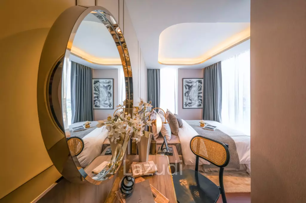 2 Bed 61 SQ.M Altitude Symphony Charoenkrung-Sathorn