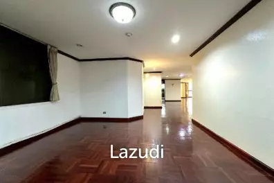 3 Bed 3 Bath 280 SQ.M. City Lakes Tower Sukhumvit 16