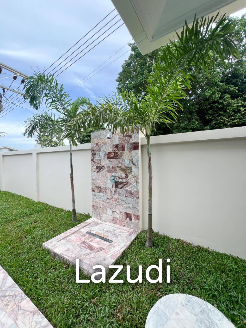 Last Unit! 3-Bed Villas Near Fisherman's Village