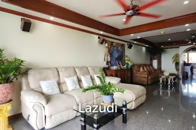 2 Beds 2 Baths 161 SQ.M. Jomtien Plaza Condotel