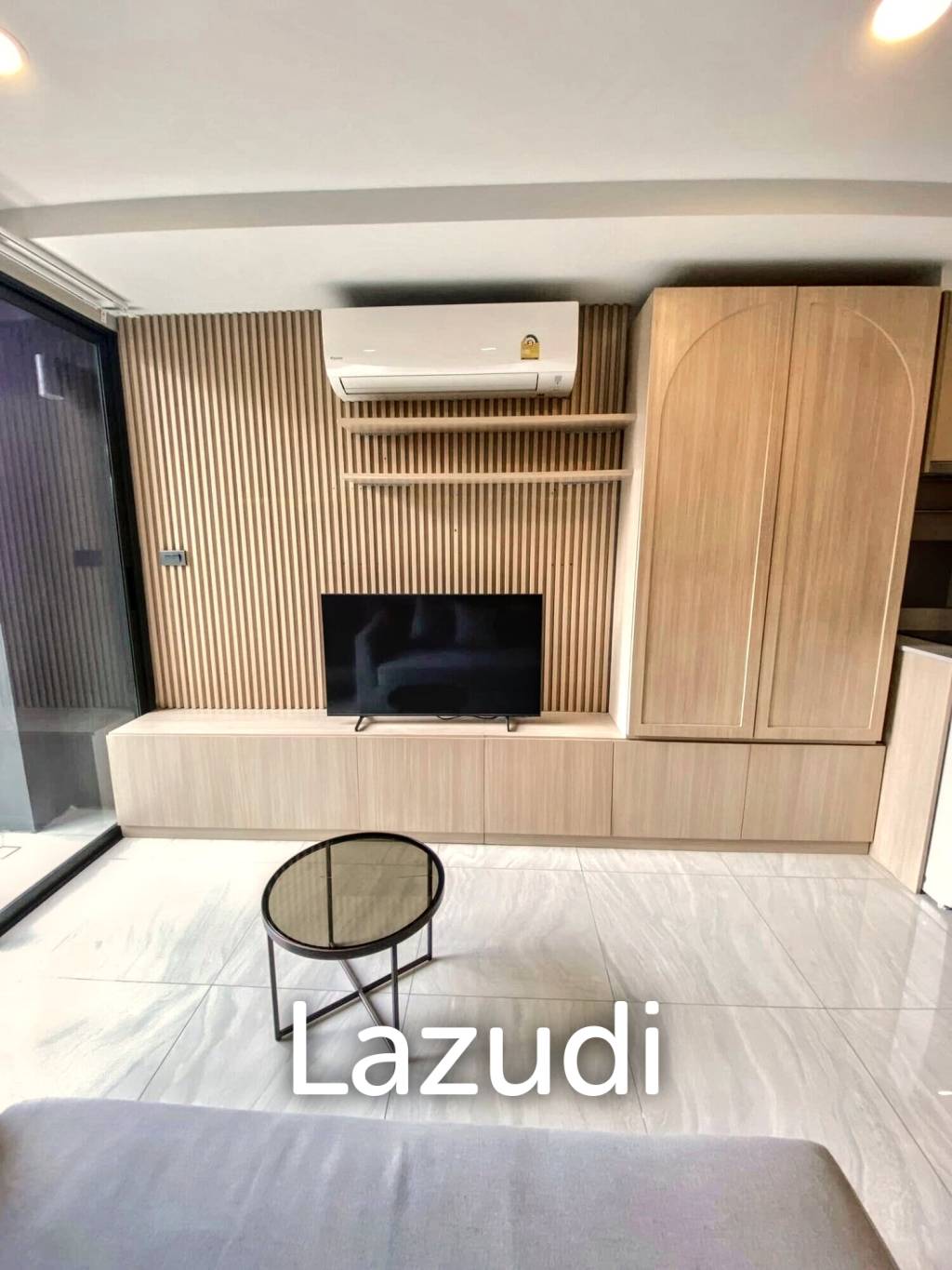 1 Bedroom 1 Bathroom 34 SQ.M Walden Asoke