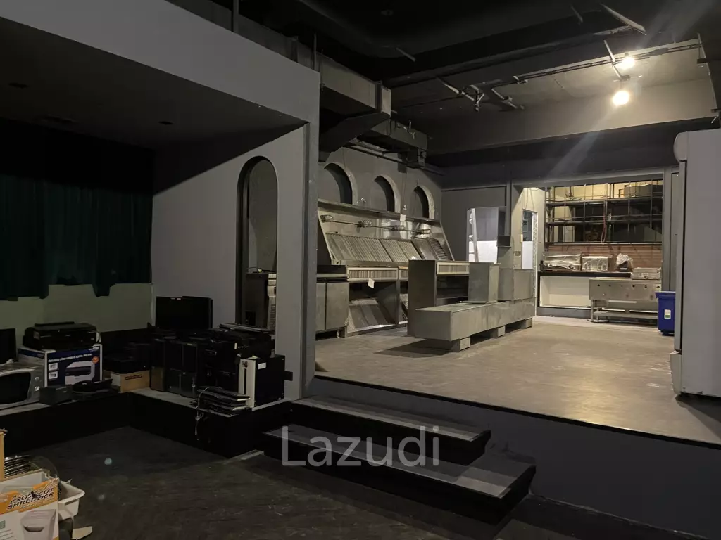 Ultra Luxury Restaurant Bar for Rent in Thonglor Area, Bangkok