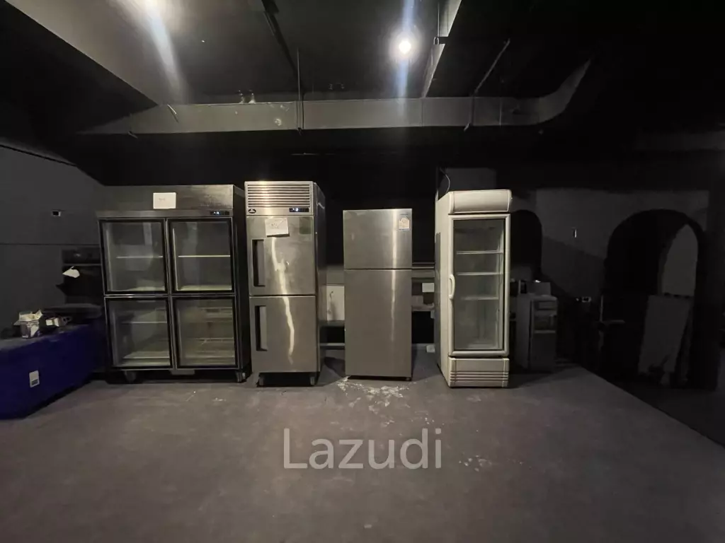 Ultra Luxury Restaurant Bar for Rent in Thonglor Area, Bangkok