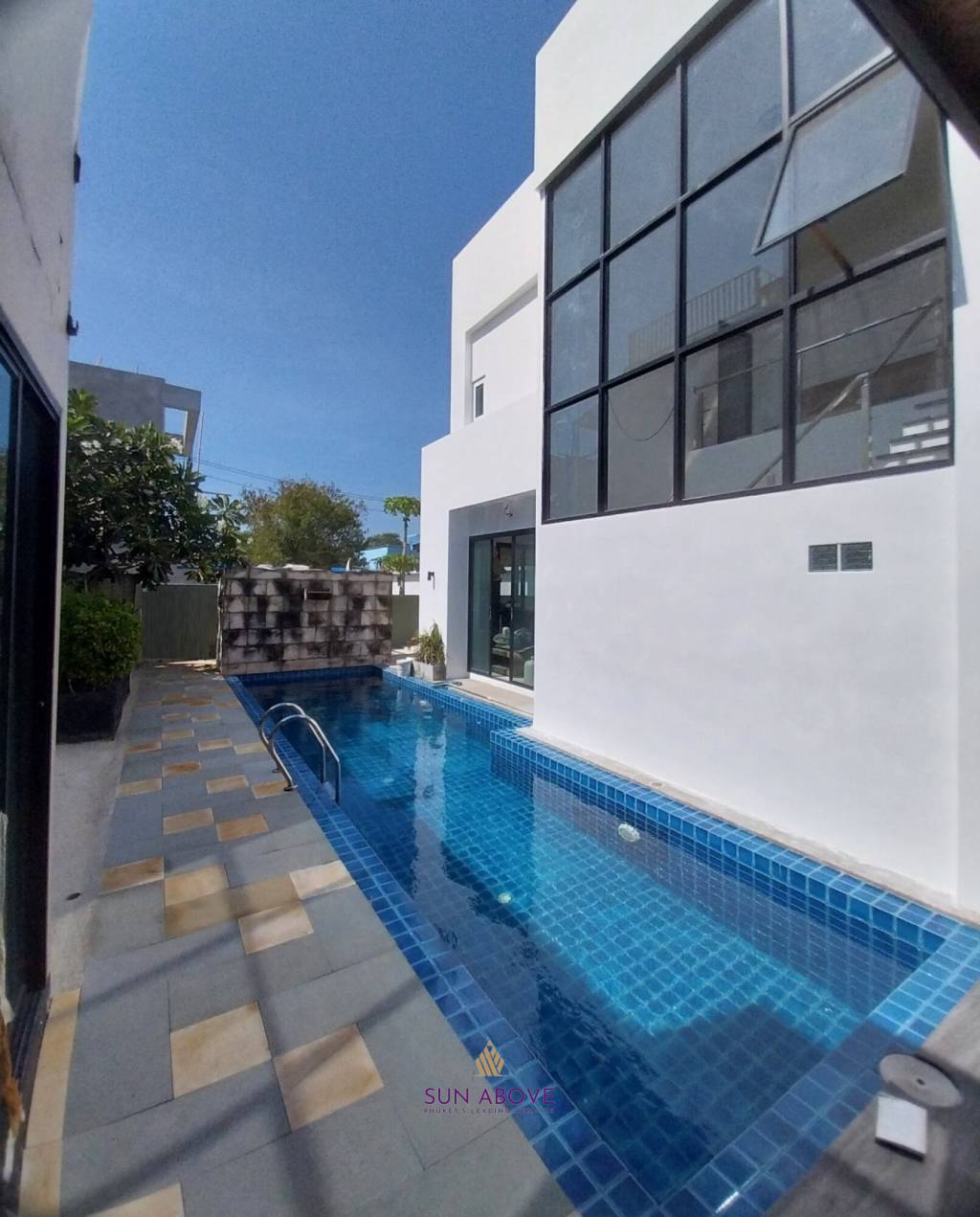 Spacious 3-Bedroom 400 sqm Pool Villa with Recent Renovations in Rawai