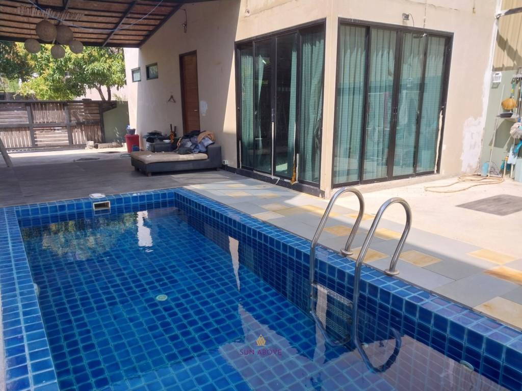 Spacious 3-Bedroom 400 sqm Pool Villa with Recent Renovations in Rawai