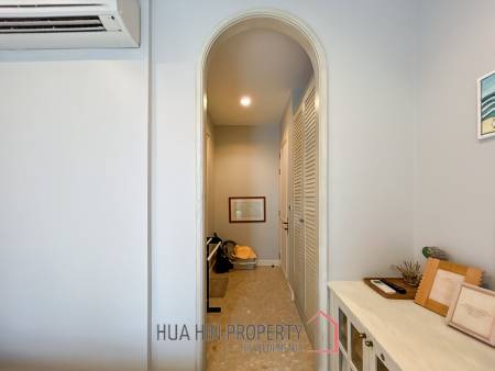 The Crest Santora : 3 Bed 3 Bath Condo With Sea View
