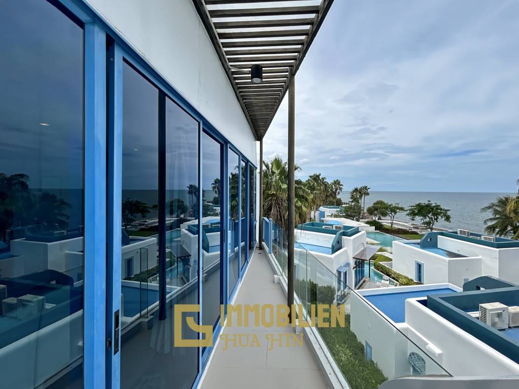 The Crest Santora : 3 Bed 3 Bath Condo With Sea View