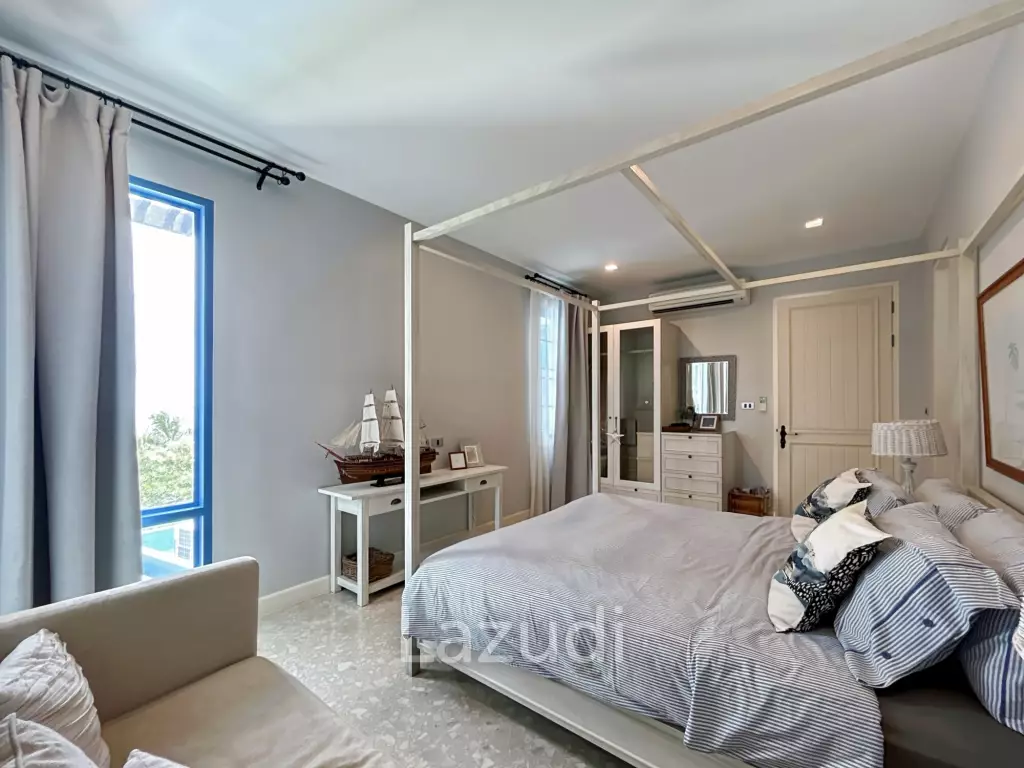 The Crest Santora : 3 Bed 3 Bath 128 Sqm Condo With Sea View