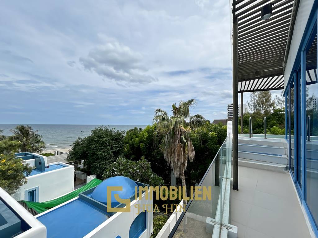 Le Crest Santora: condo de 3 chambres et 3 salles de bain avec vue sur la mer