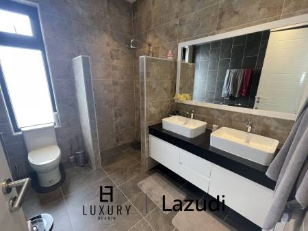 700 metro cuadrado 3 ` 3 Baño Villa de Venta