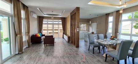 3 beds 3 baths 213 SQ.M iBreeze view Hua-Hin