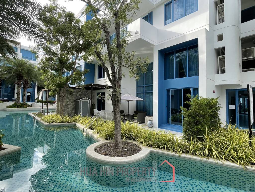 The Crest Santora : Pool Access Duplex 3 Bedroom Condo