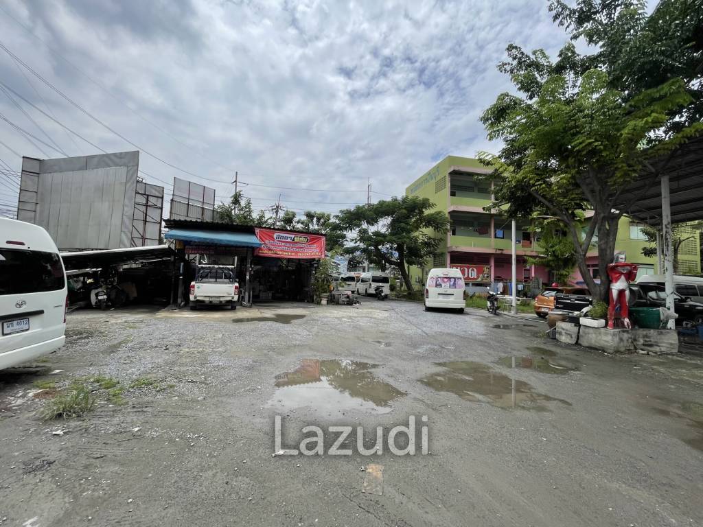 Commercial Building in Min Buri Bangkok for Sale