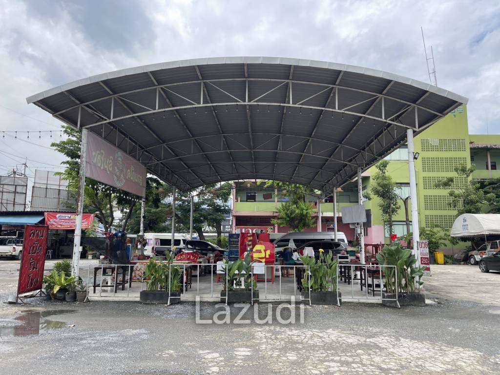 Commercial Building in Min Buri Bangkok for Sale