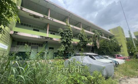 Commercial Building in Min Buri Bangkok for Sale