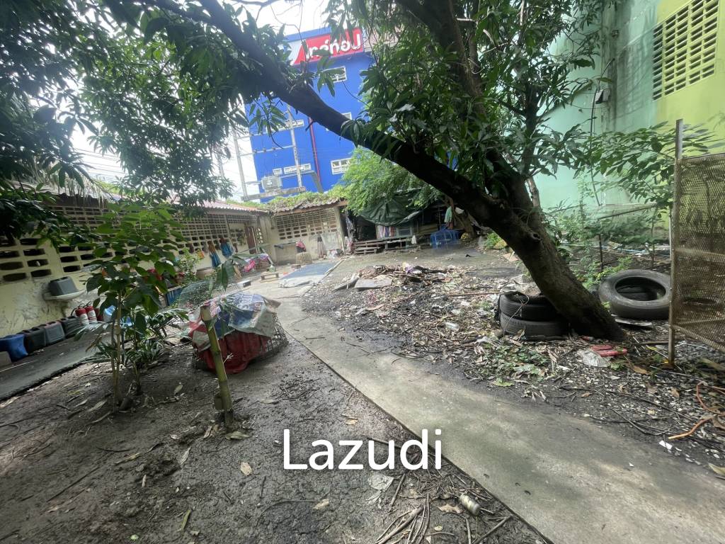 Commercial Building in Min Buri Bangkok for Sale