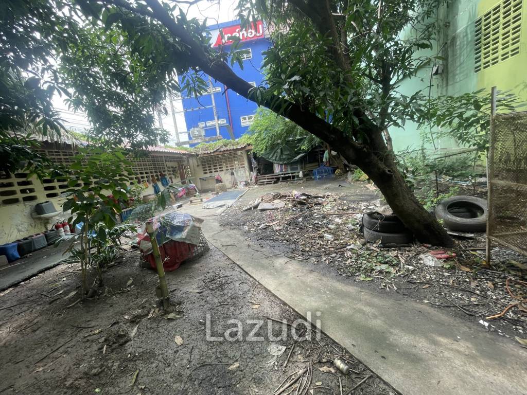 Commercial Building in Min Buri Bangkok for Sale