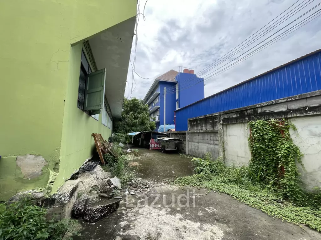 Commercial Building in Min Buri Bangkok for Sale