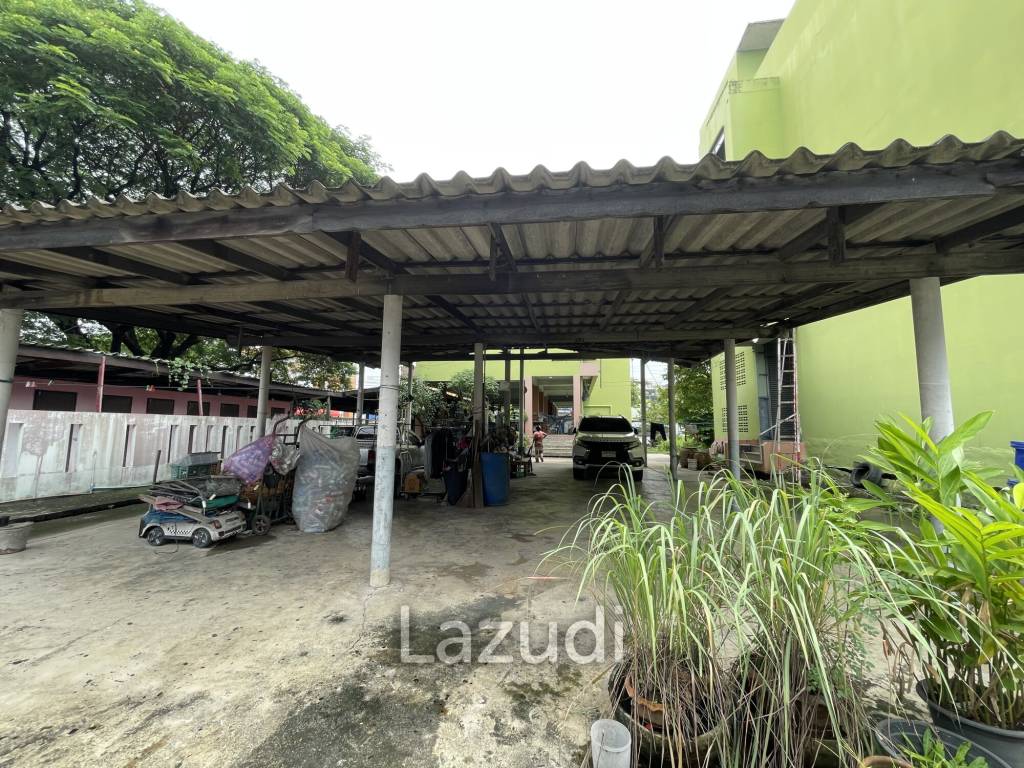 Commercial Building in Min Buri Bangkok for Sale