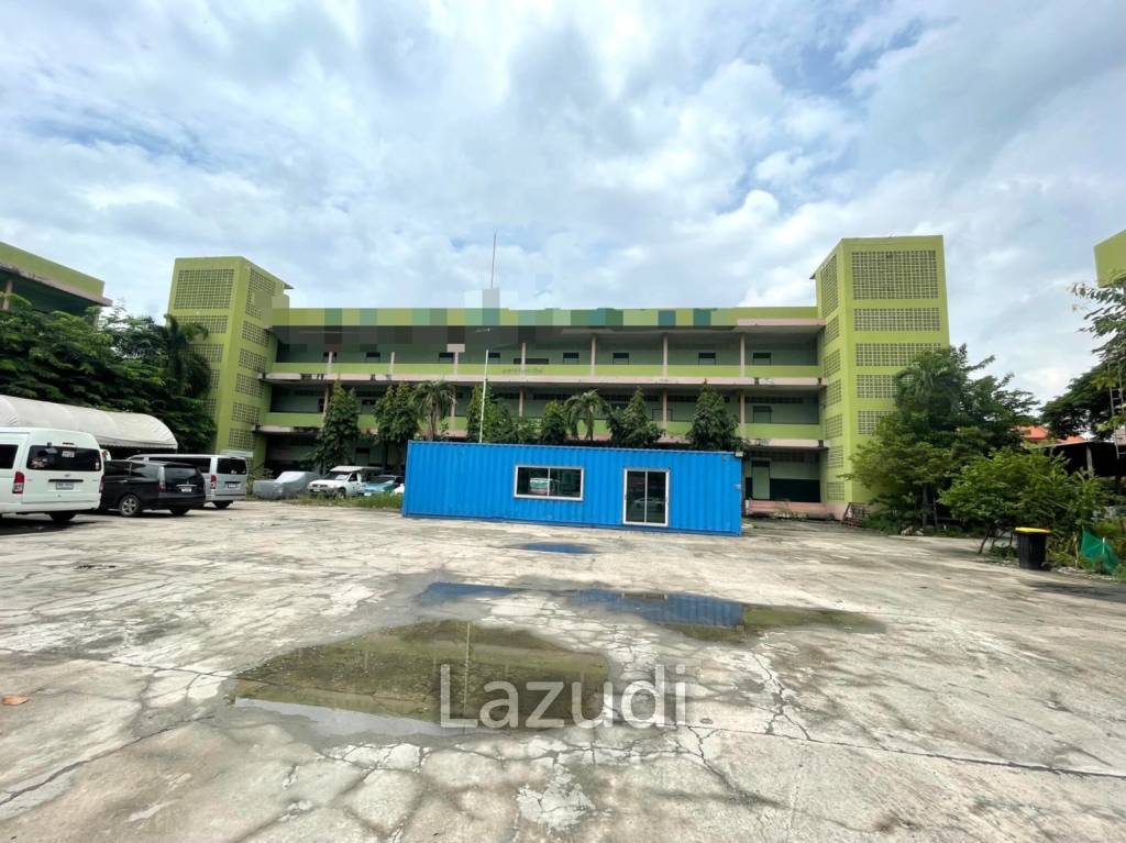 Commercial Building in Min Buri Bangkok for Sale