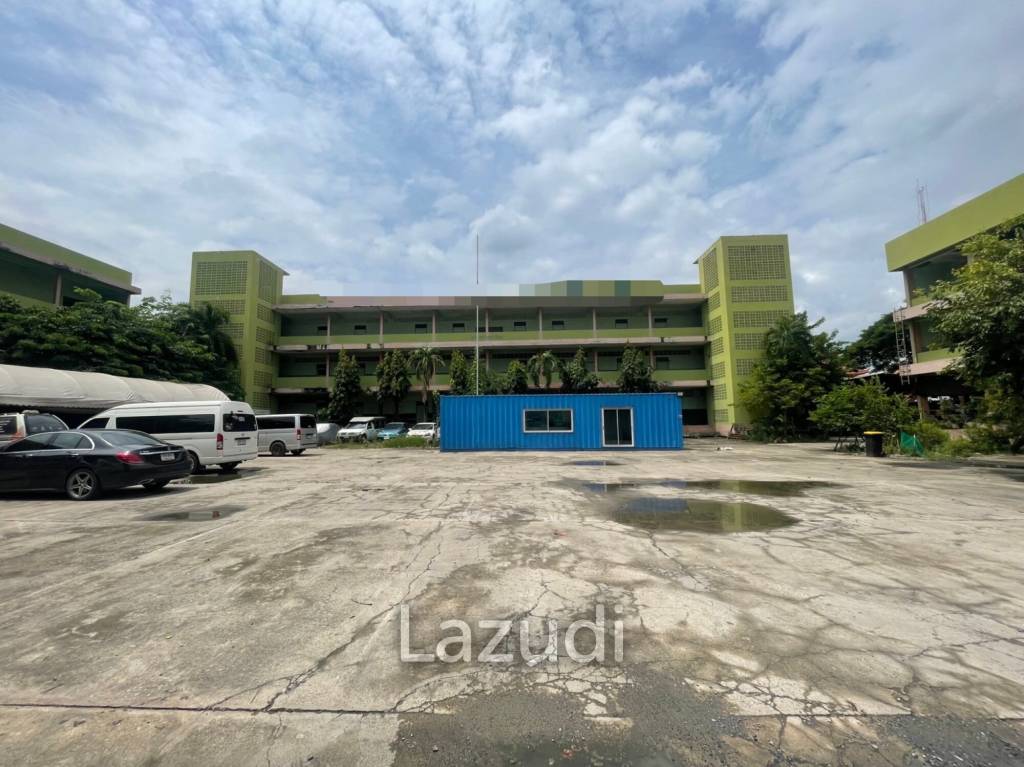 Commercial Building in Min Buri Bangkok for Sale