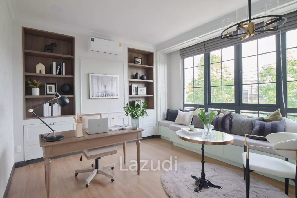 Luxury 4-Bed Detached Home in Bang Phli Yai