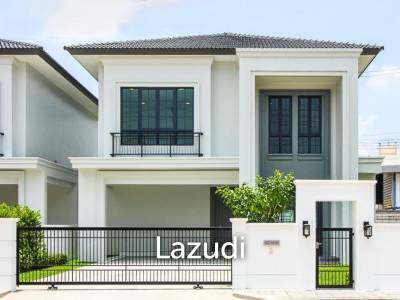 Luxury 4-Bed Detached Home in Bang Phli Yai