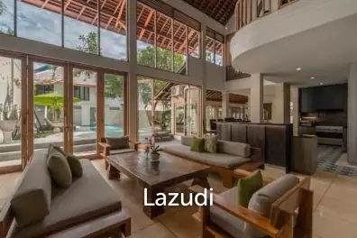 SPACIOUS NEO BALI CONTEMPORARY VILLA NEAR BATU BELIG BEACH