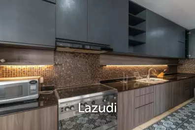 SPACIOUS NEO BALI CONTEMPORARY VILLA NEAR BATU BELIG BEACH