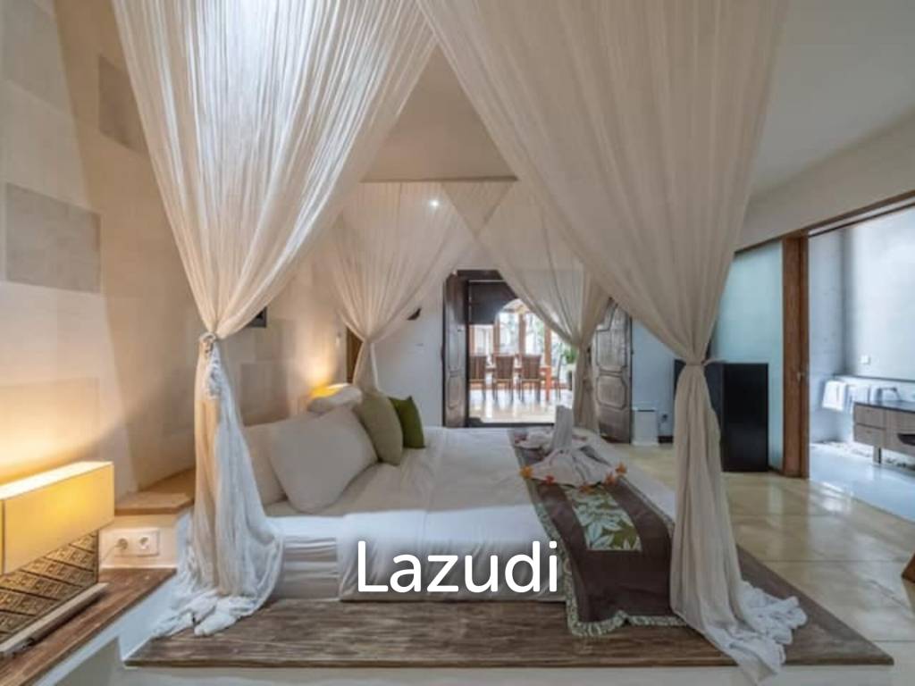SPACIOUS NEO BALI CONTEMPORARY VILLA NEAR BATU BELIG BEACH