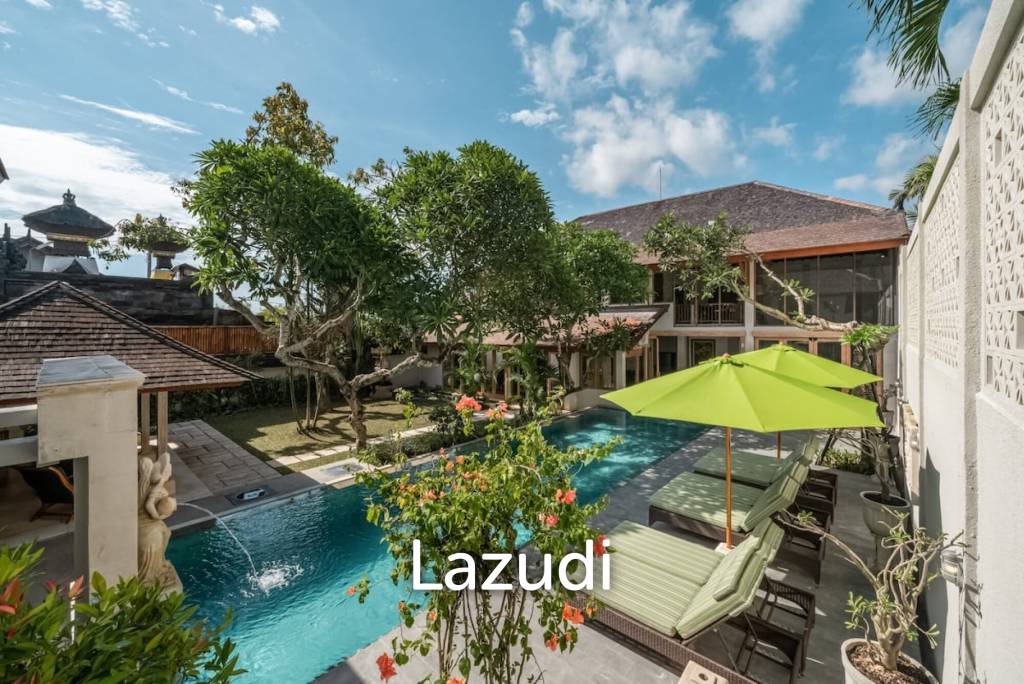 SPACIOUS NEO BALI CONTEMPORARY VILLA NEAR BATU BELIG BEACH