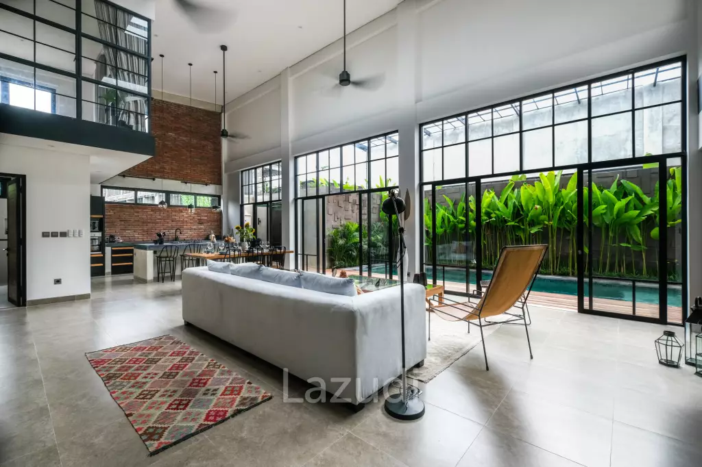 Luxurious Tropical Industrial Villa in Prime Canggu Area: A Tranquil Retreat Close to Canggu Beach