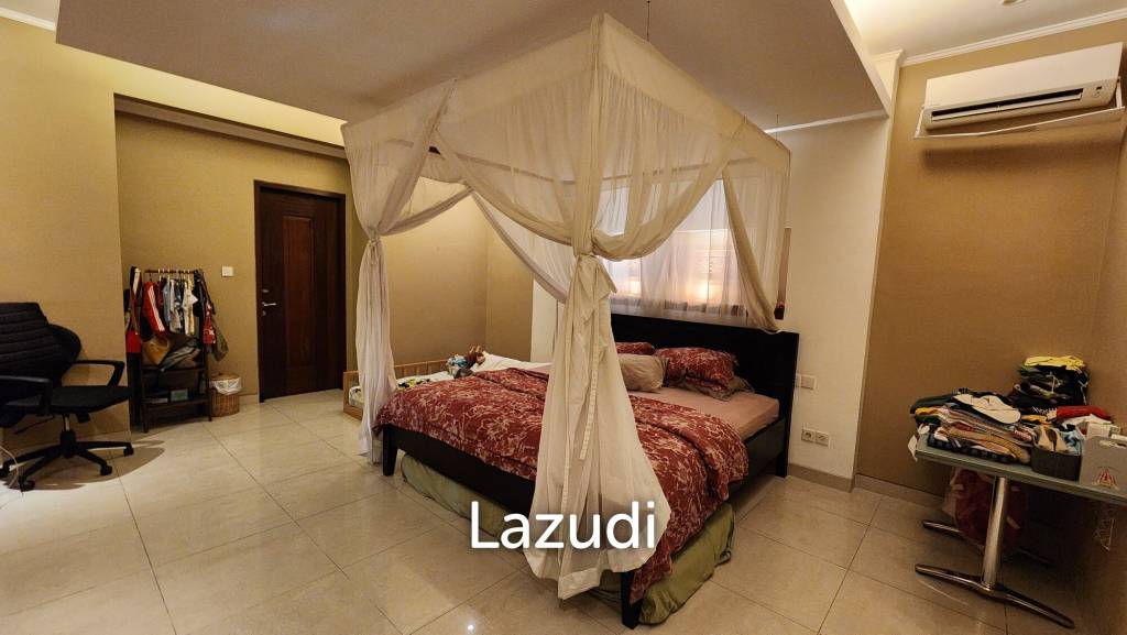EXCLUSIVE BALINESE CONTEMPORARY VILLA IN PRESTIGIOUS PETITENGET