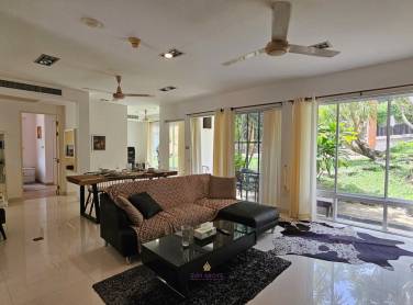 Kamala Hills 2 Bedrooms Room for RENT and SALE