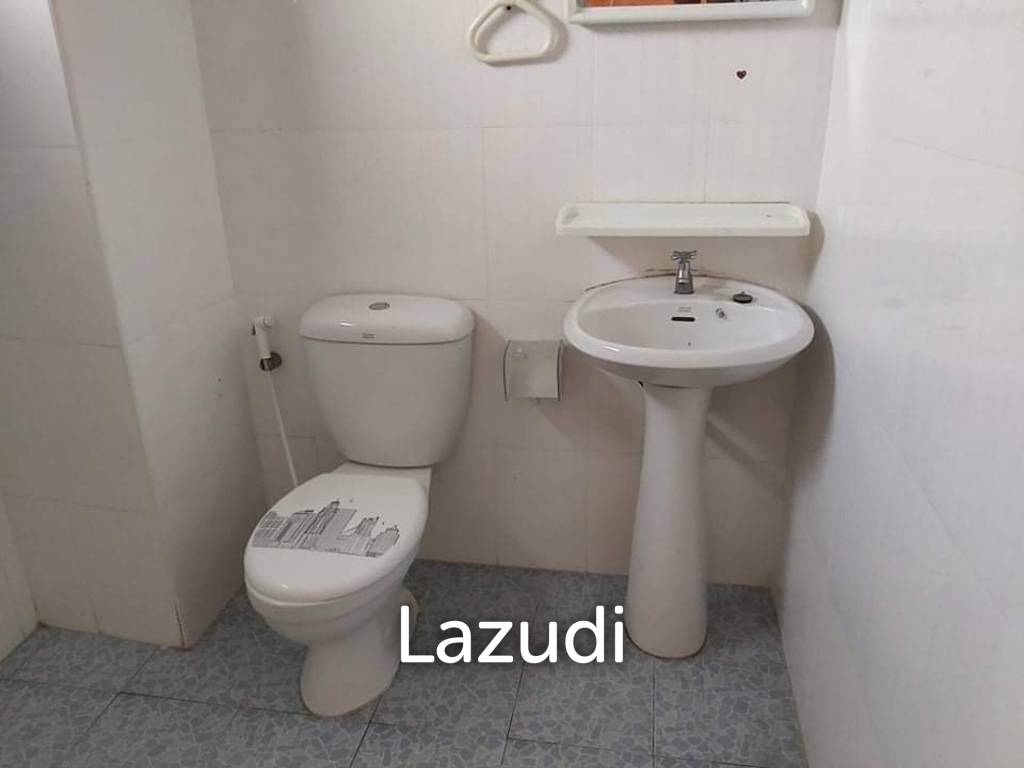 2,952 Sqm 36 Bed 36 Bath Building For Sale