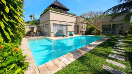 3-Bedroom Villa for Rent, 900 Meters from Bangtao Beach