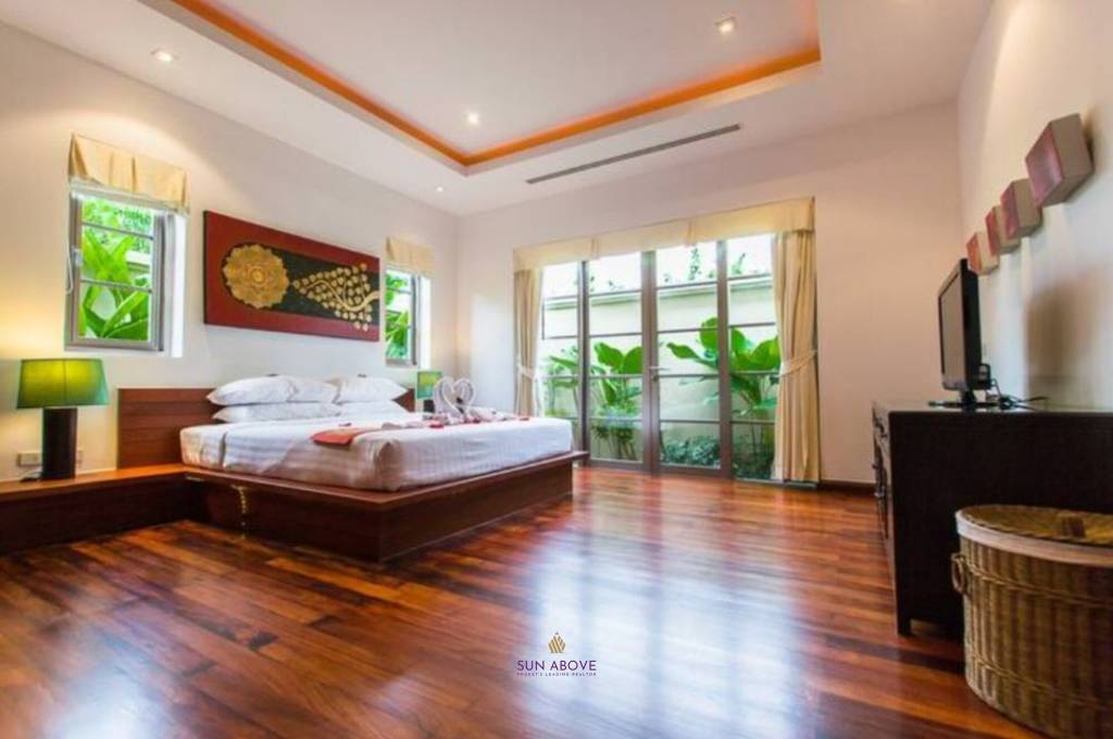 3-Bedroom Villa for Rent, 900 Meters from Bangtao Beach