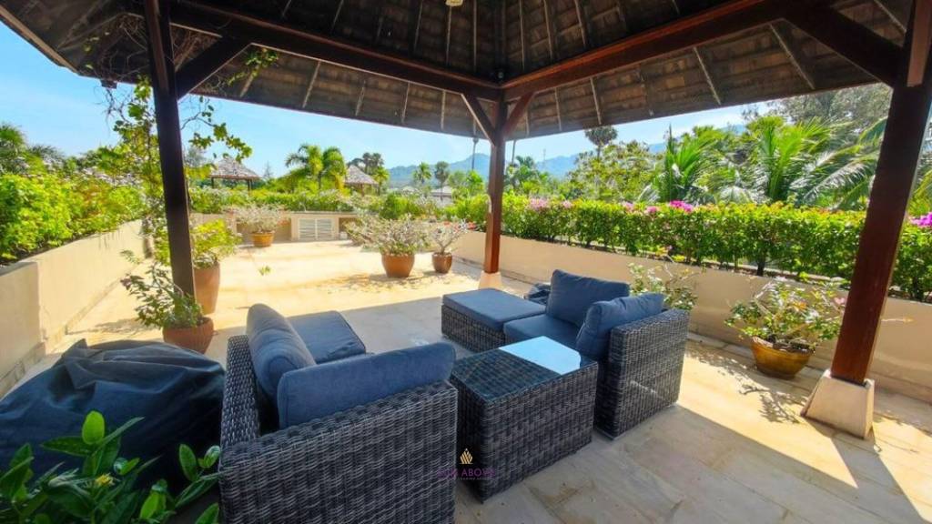 3-Bedroom Villa for Rent, 900 Meters from Bangtao Beach