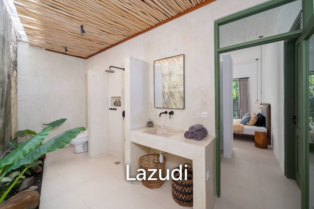 Newly Renovated 4-Bedroom Leasehold Villa in Canggu – Berawa | Private Pool, Only 5-Min Walking to Beach