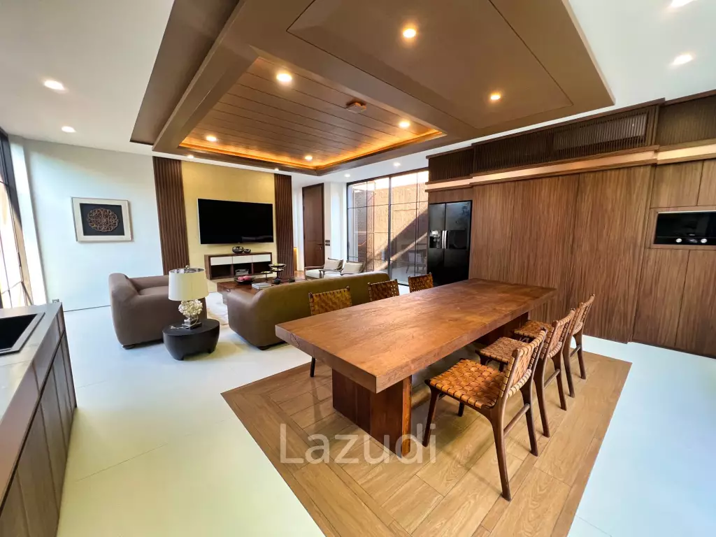 SPACIOUS 4-BEDROOM VILLA IN KEROBOKAN WITH RICE FIELD VIEWS