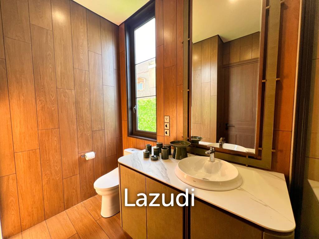 SPACIOUS 4-BEDROOM VILLA IN KEROBOKAN WITH RICE FIELD VIEWS
