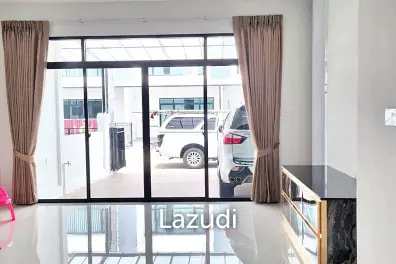 3 Bedroom 4 Bathroom 200 SQ.M Cordiz at Udomsuk