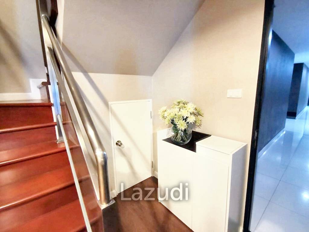 5 Bed 5 Bath 205 SQ.M Belle Grand Rama 9