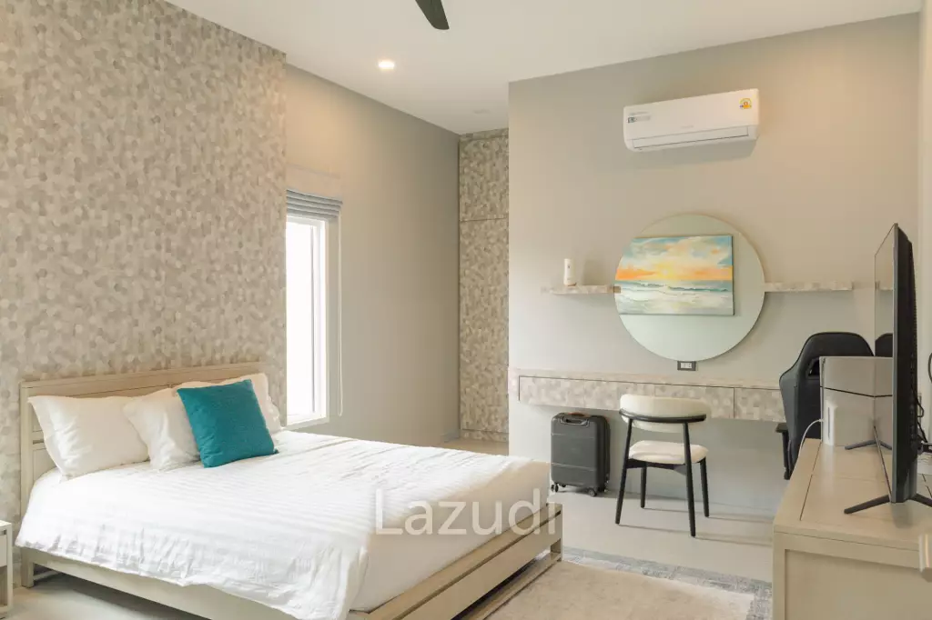 Elegant 5-Bedroom Villa with Pool in Thap Tai