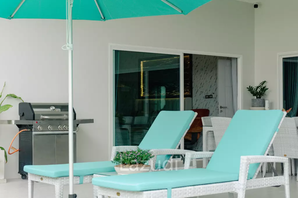 Elegant 5-Bedroom Villa with Pool in Thap Tai