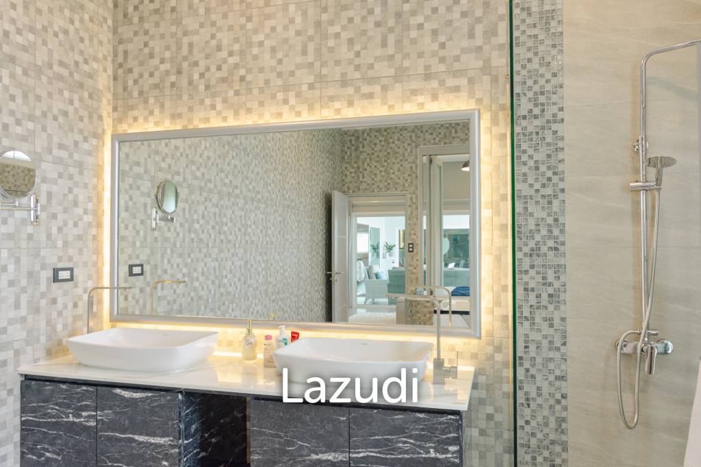 Elegant 5-Bedroom Villa with Pool in Thap Tai