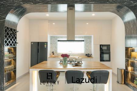 650 Sqm 5 Bed 5 Bath Villa For Sale