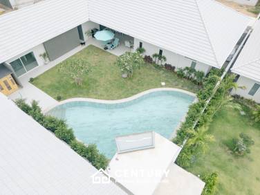 Elegant 5-Bedroom Villa with Pool in Thap Tai