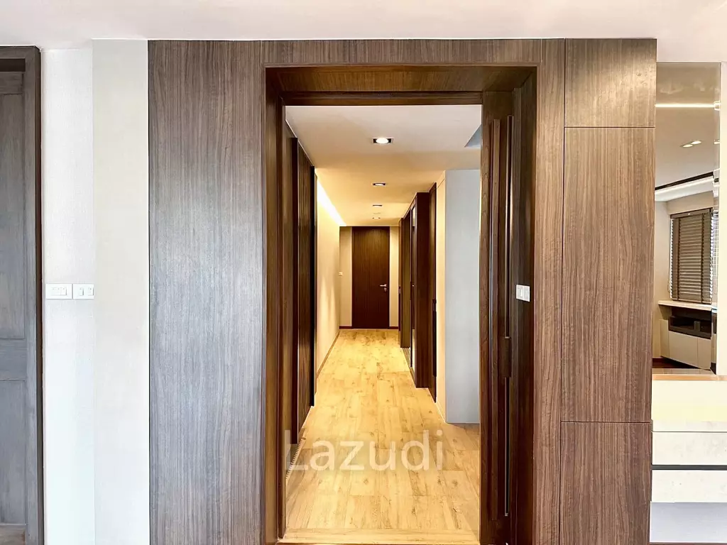4 Bedroom 3 Bathroom 374 SQ.M Ploenchit Terrace